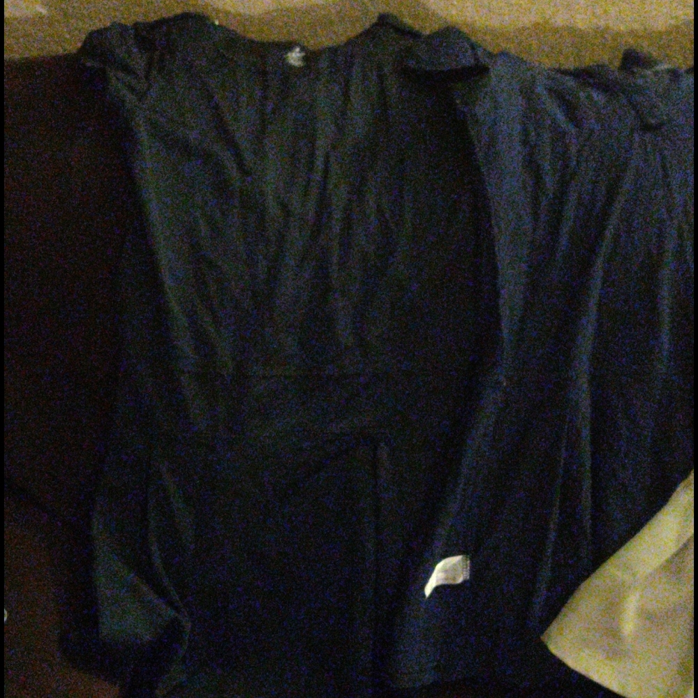 Uniform dresses - Picture 2 of 3